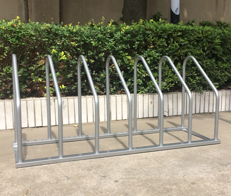 U-förmiger Fahrradständer aus Metall für den Außenbereich mit 6 Halterungen